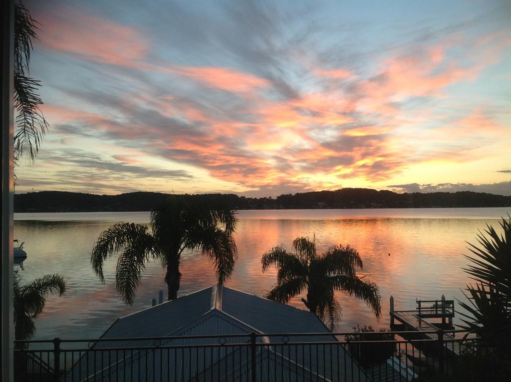 Overnight Reflections B&B Fishing Point Exterior foto